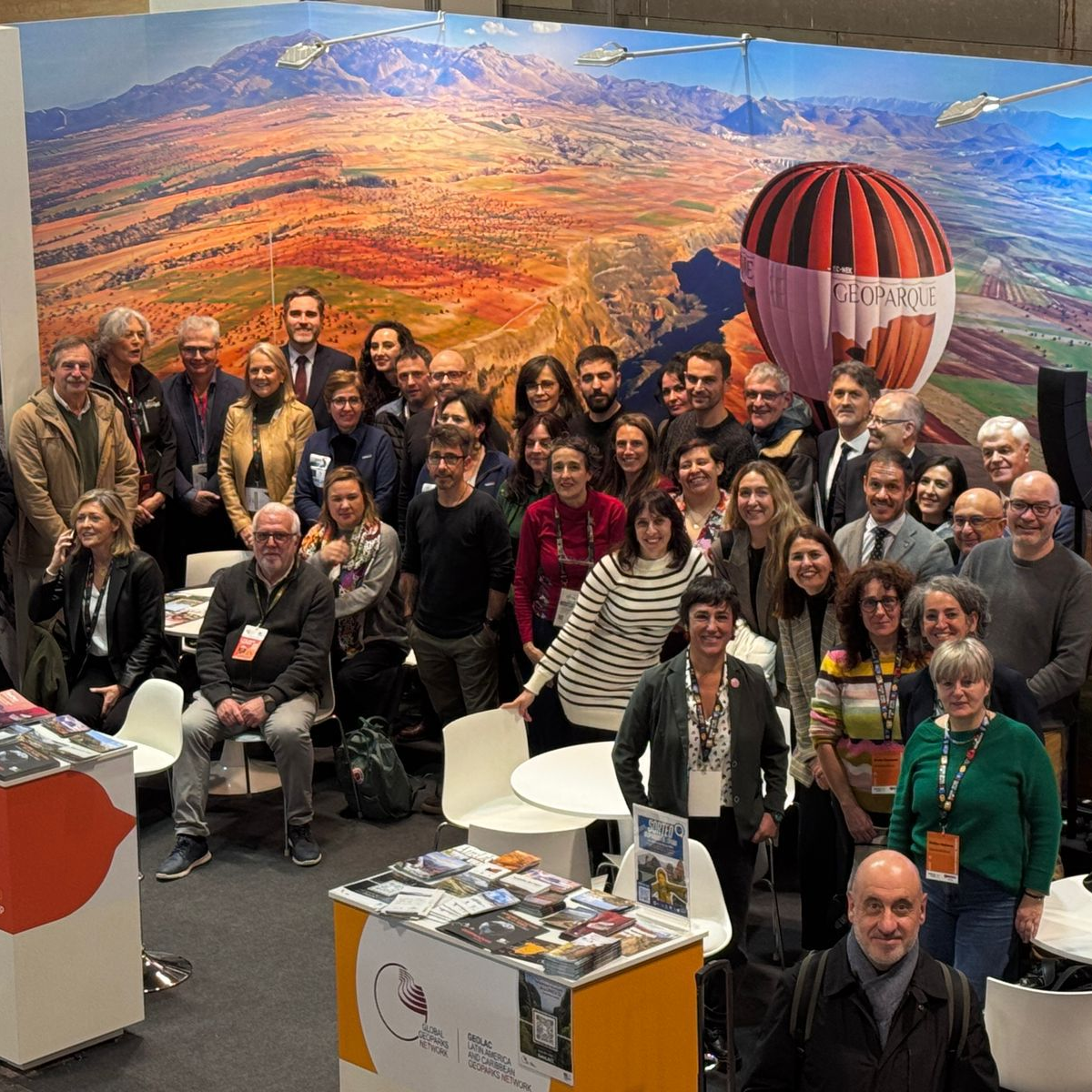 Inauguración del stand de la Red Española de Geoparques Mundiales en Fitur 2026