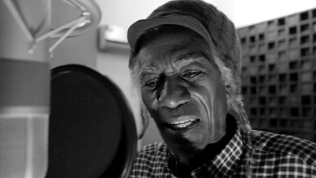 viernes 17 Antojologa de Carl Rigby Ombligo de agua