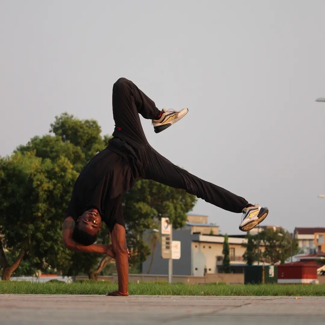 Residencia AfrOeste en Sonsonate para adolescentes