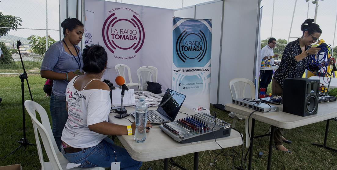Radio Tomada